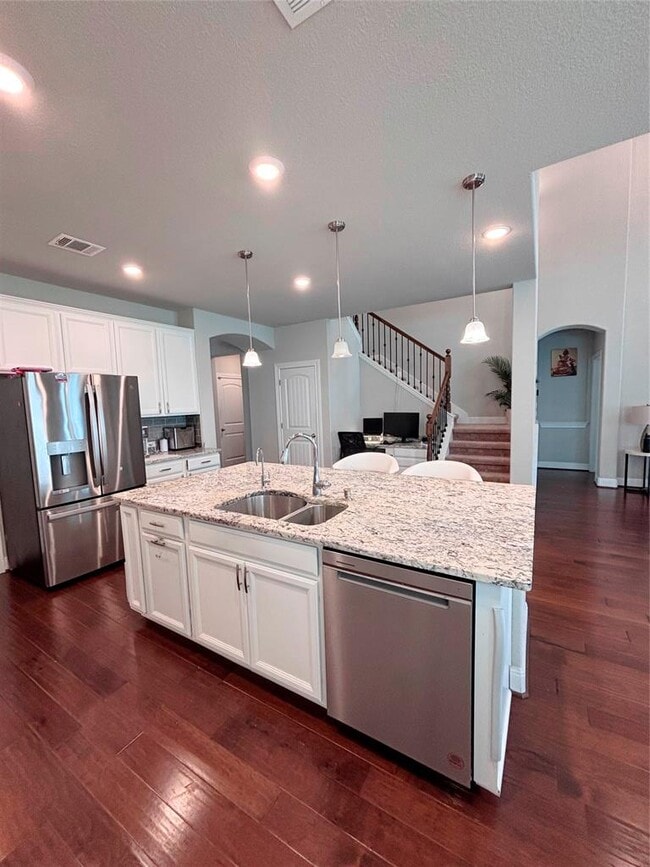 Building Photo - 5408 La Canada Wy