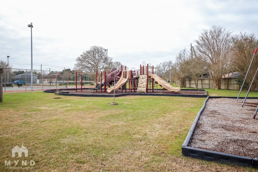 Building Photo - 4334 Egret Dr
