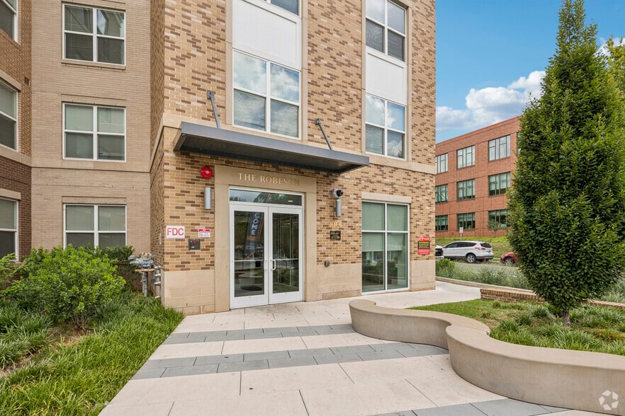 Building Entrance - The Robeson at Spring Flats