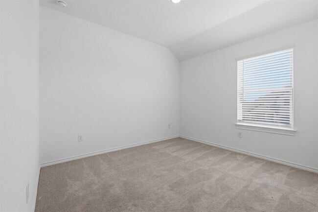 Building Photo - 14383 Cedar Shadow Dr