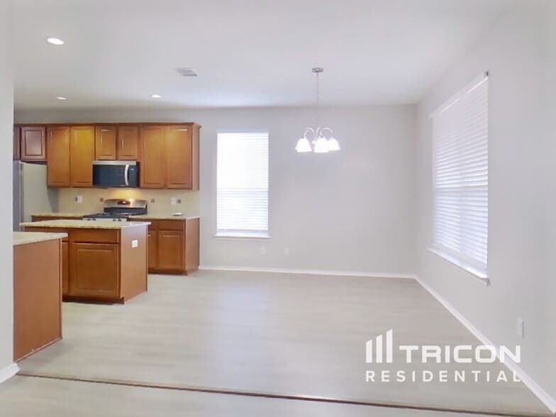 Building Photo - 6258 Ozona Mill