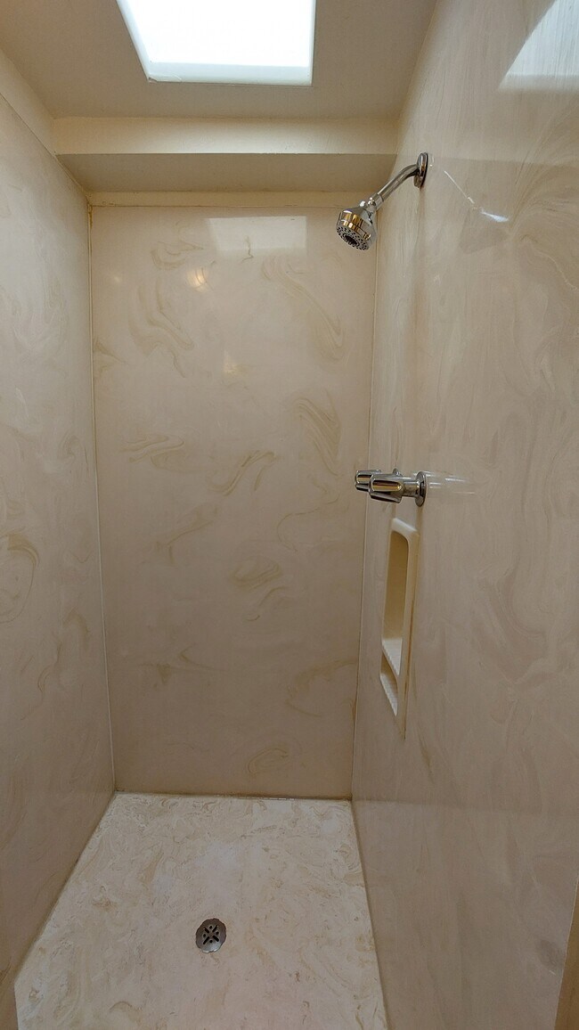 Building Photo - 3225 E Patricia St