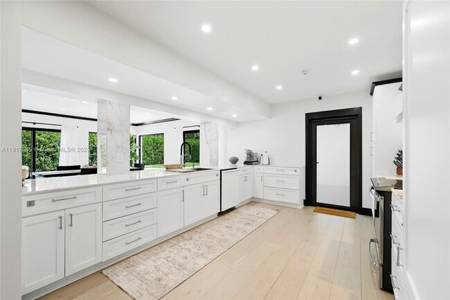 Building Photo - 8341 SW 87th Terrace