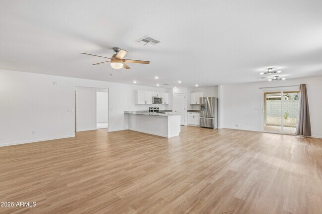 Building Photo - 1796 W Laguna Dr