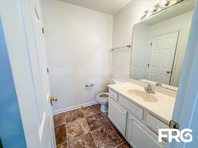 Building Photo - 4270 Williamsbrook Ln