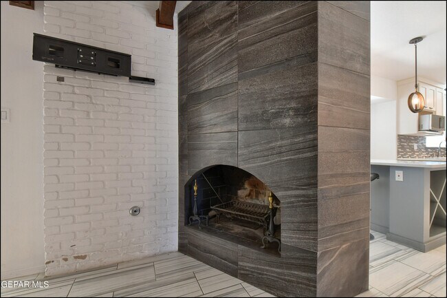 Building Photo - 6209 Heath Way