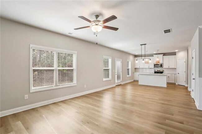 Building Photo - 2099 Easterwood Ct.