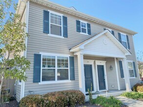 Building Photo - 1685 Halesworth Ln