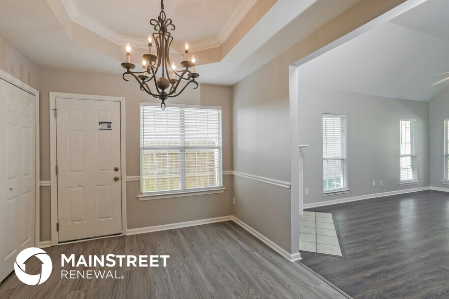 Building Photo - 255 Forest Lakes Dr