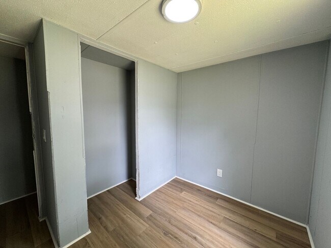 Building Photo - 3 Bedroom / 2 Bath Single-Wide Home – Live Oak, FL