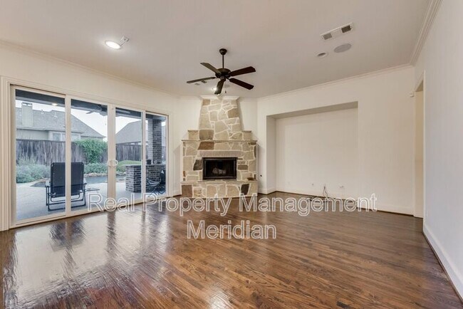 Building Photo - 14900 Foxbriar Ln