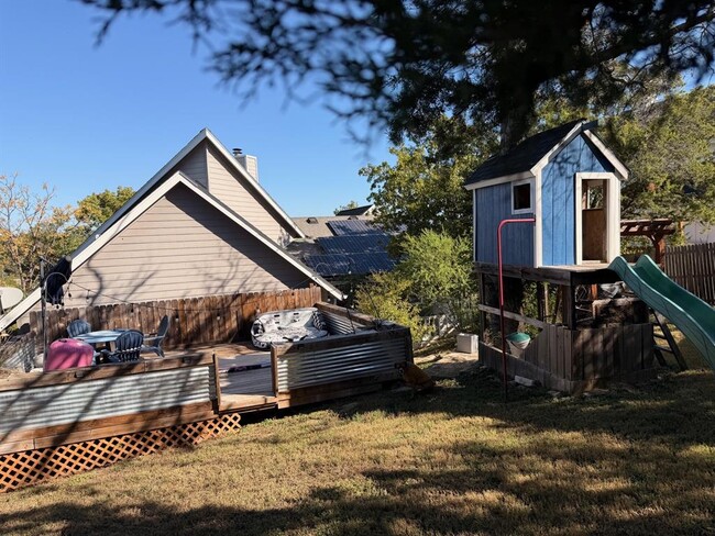 Building Photo - 2413 Crazyhorse Pass
