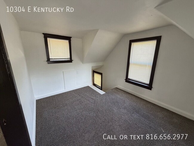Building Photo - 10304 E Kentucky Rd