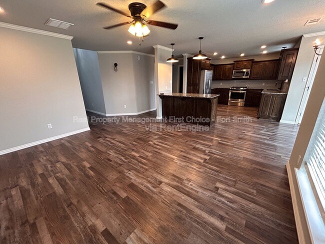 Building Photo - 446 N Albert Pike Ave