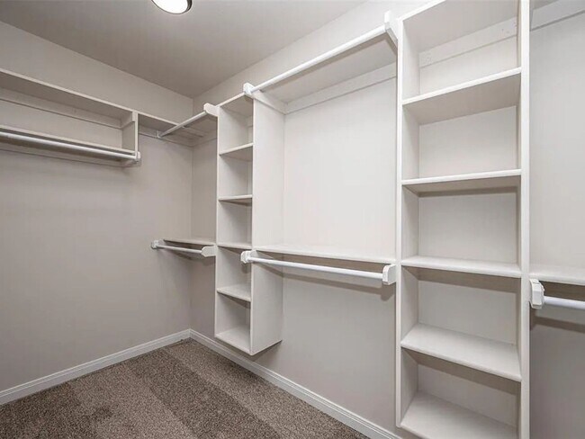 Building Photo - 4-Bed Home with Storm Shelter & 2-Car Garage in Mustang