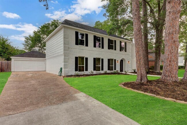 Building Photo - 7707 12 Fairway Ln