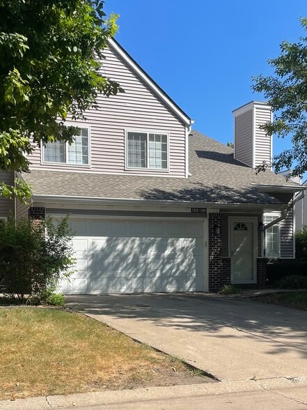 Exterior - 7425 Wistful Vista Dr