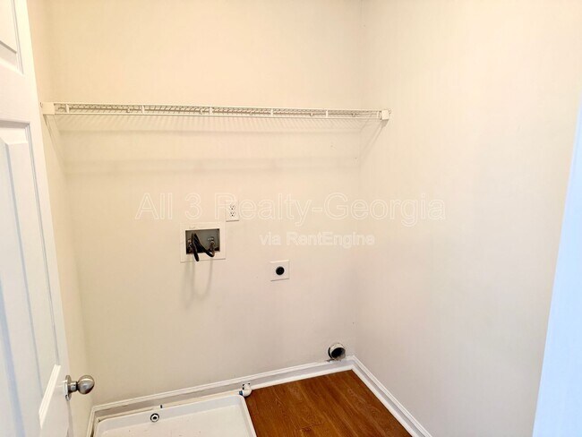 Building Photo - 1980 Sawgrass Dr