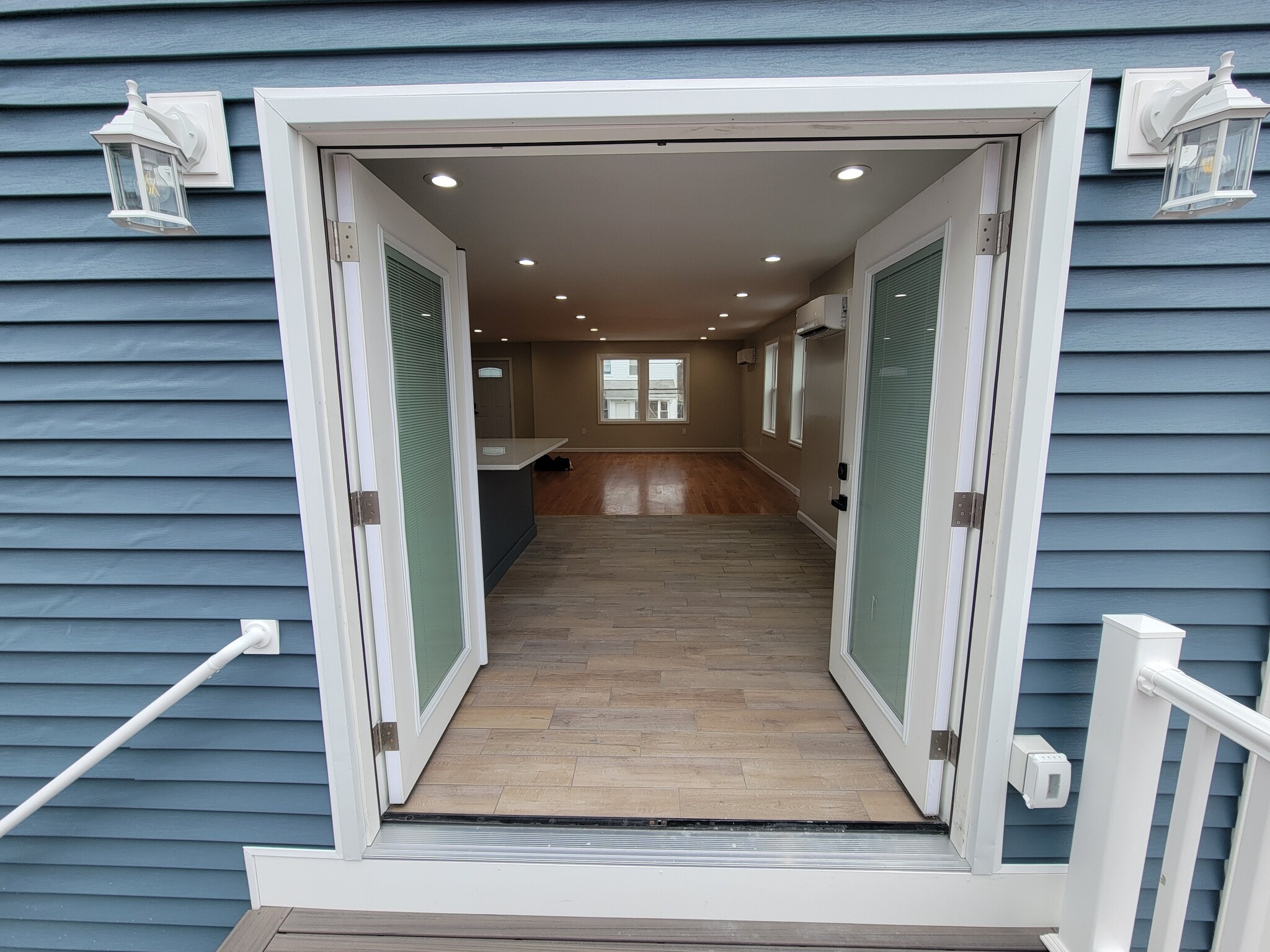 Building Photo - 33 Hamilton St