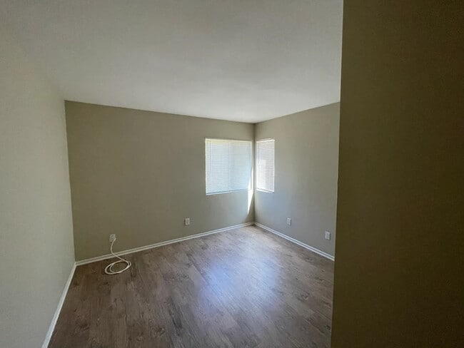 Building Photo - 41234 Almond Ave