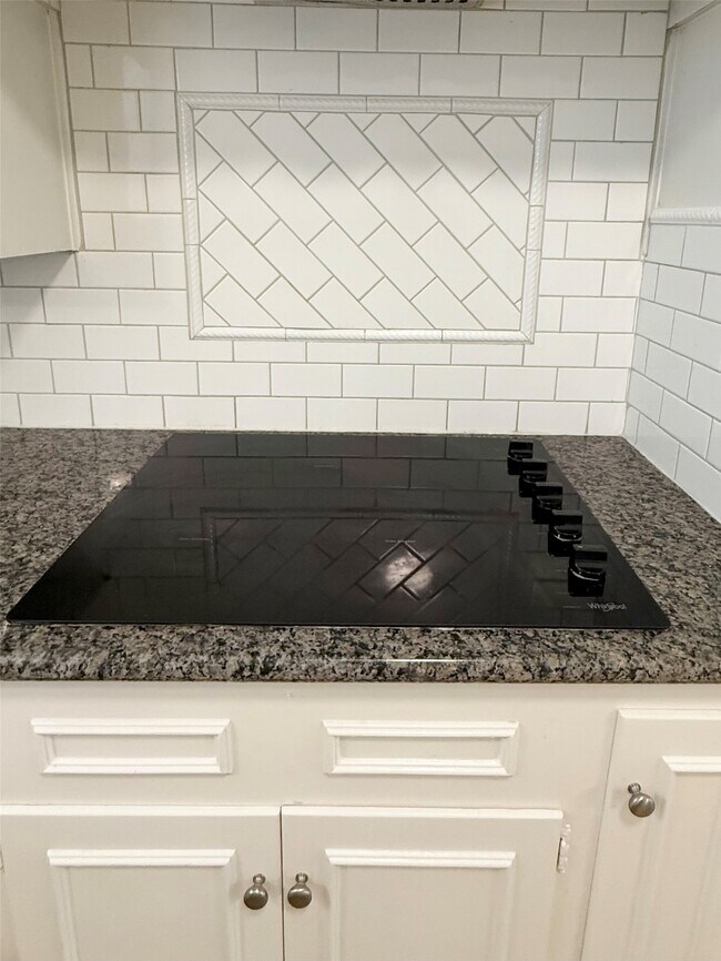 Building Photo - 106 Longacre Dr