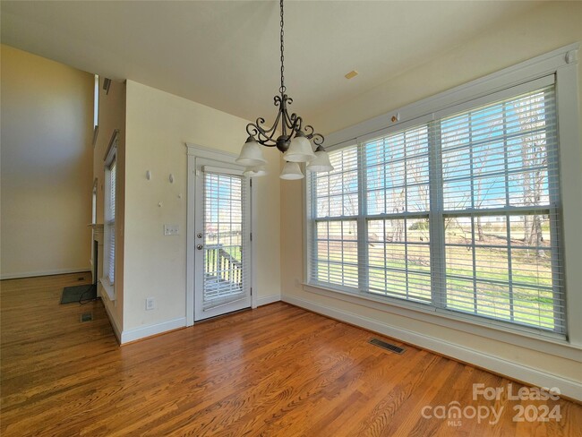 Building Photo - 2701 White Pines Court