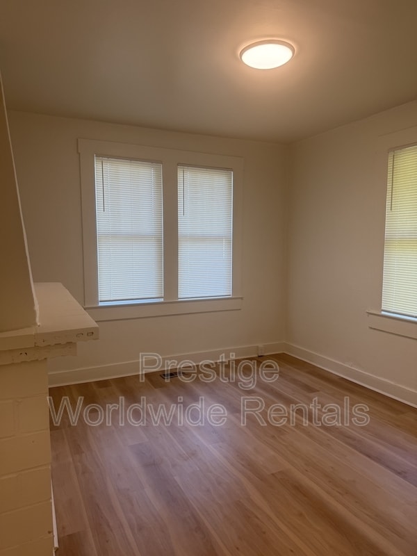 Building Photo - 2713 Dawson St