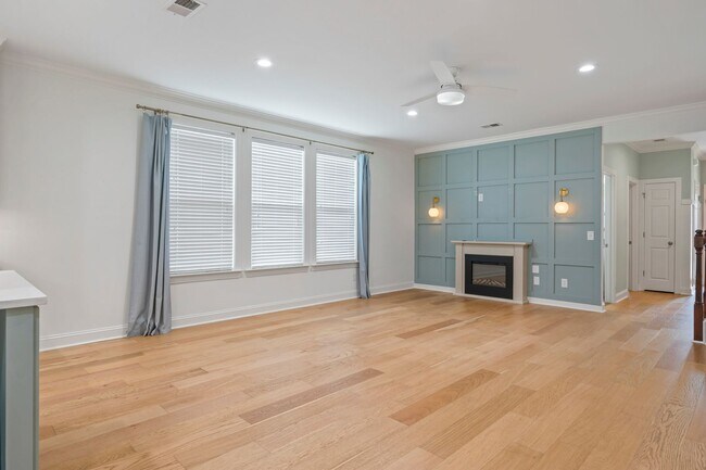 Building Photo - 720 Goodlet Cir
