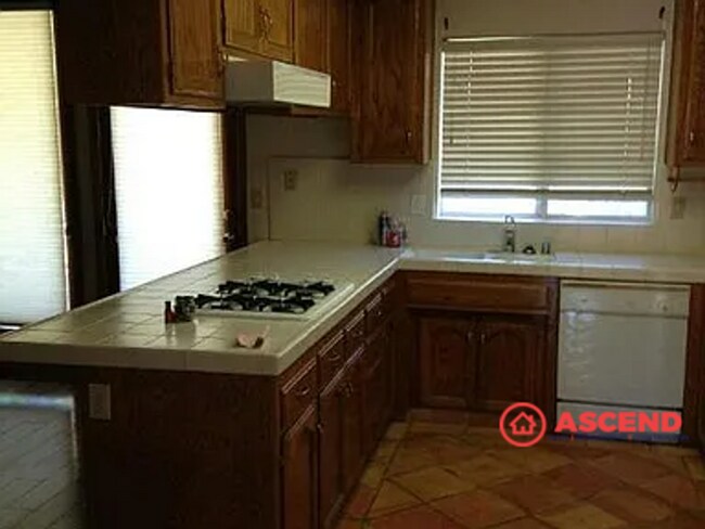 Building Photo - Charming 3 Bedroom In Rosedale!