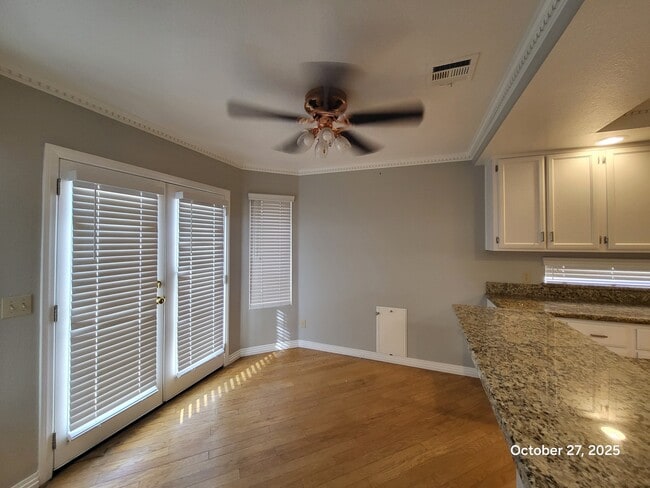 Building Photo - 2113 Harbor Cliff Dr