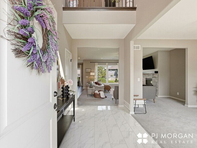 Building Photo - 4 Bedroom Elkhorn Rental Home with Modern Kitchen and Ample Storage