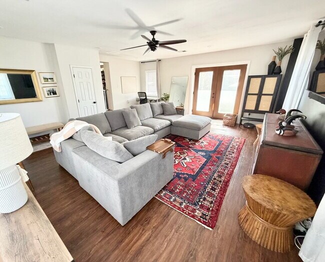 Building Photo - New Price! Available Now! Beautifully Renovated 3-Bedroom Rancher on Spacious Lot with Detached G...