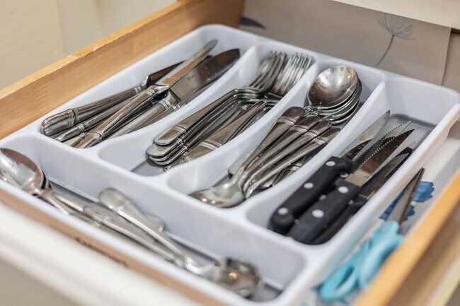 Building Photo - All Inclusive Seasonal Rental Available October 1st, 2025-March 31st 2026!