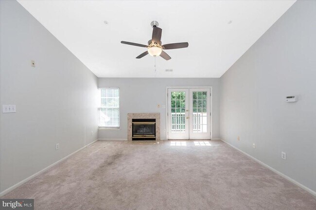 Building Photo - 6330 Bayberry Ct