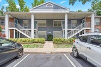 Building Photo - 5461 Lake Margaret Dr