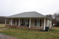 Building Photo - 2520 Hwy 48 N