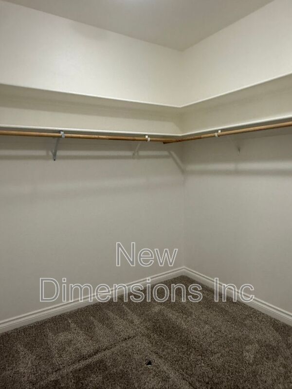 Building Photo - 1317 Cedar Creek Cir