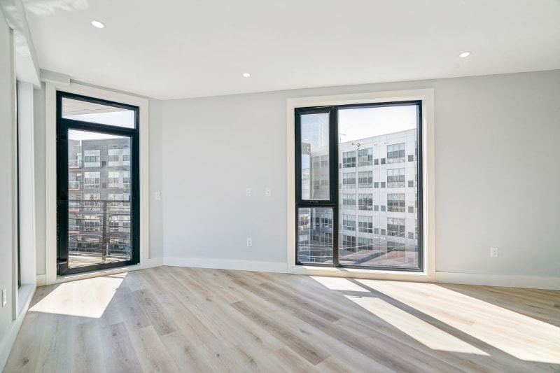 Building Photo - 3748 Lancaster Ave