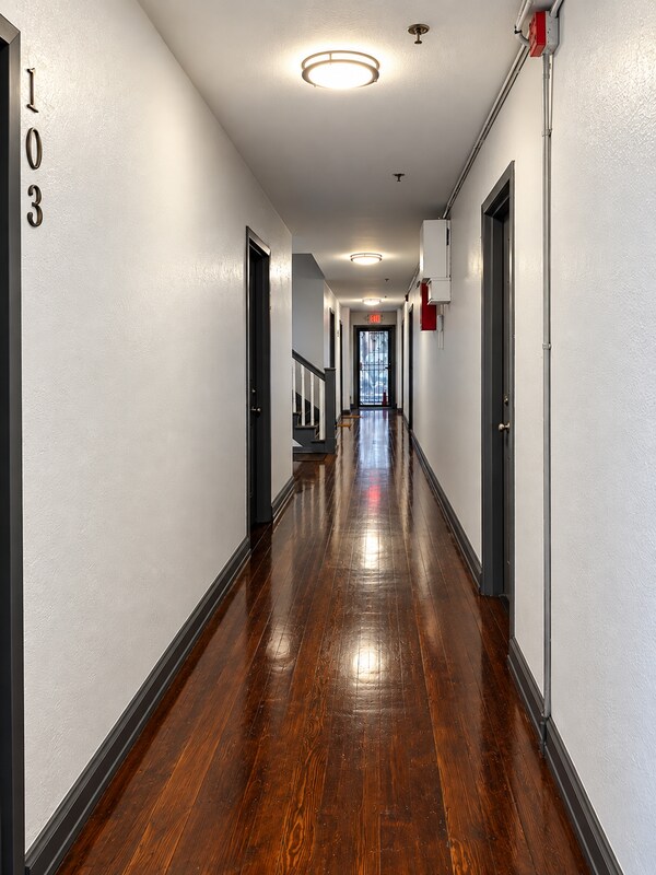 Building Photo - 326 Normandie Ave