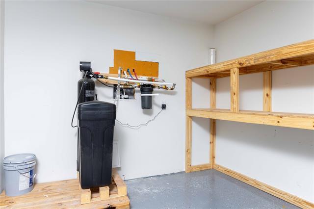 Building Photo - 10038 Boswell Dr