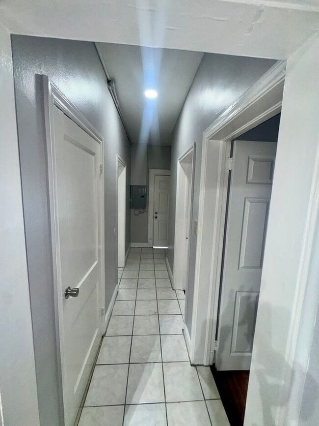 Building Photo - 2330 Fern Creek Ave #A Orlando FL 32806