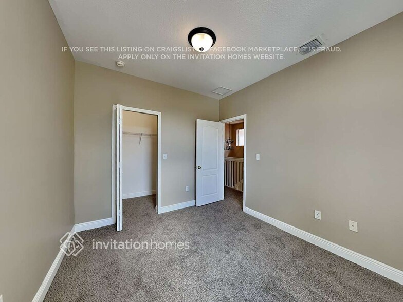 Building Photo - 3830 SW 69th Ave