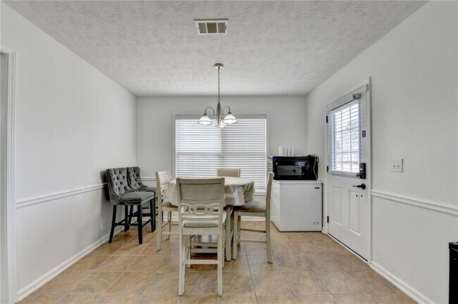 Building Photo - 3411 Galloping Bend Way