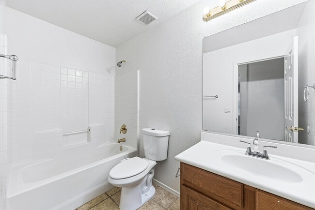 Building Photo - 2899 W White Canyon Rd