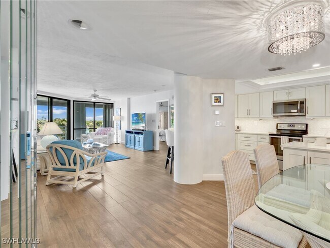 Building Photo - 4751 Gulf Shore Blvd N