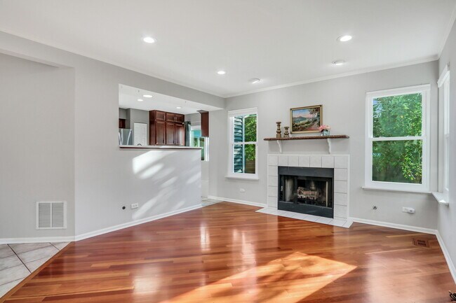Building Photo - 1282 Berkshire Ln