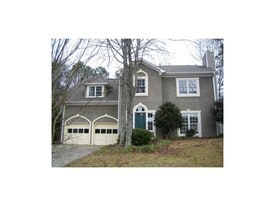 Building Photo - 3070 Wellcrest Dr NW