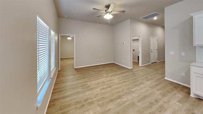 Building Photo - 9121 NW 127th St