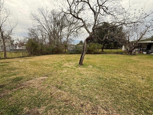 Building Photo - 6210 Delany Rd