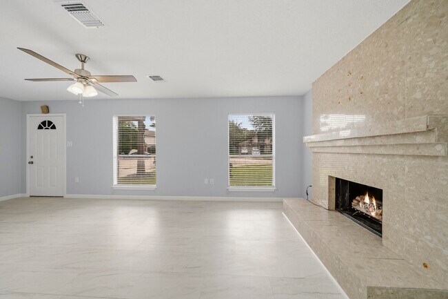 Building Photo - 6910 Paso Del Sol Dr